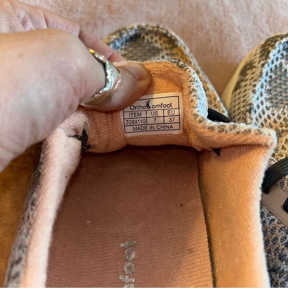 NWOT OrthoComfoot slip on boat shoes with inserts gray white pink mesh size 7 - Picture 6 of 9